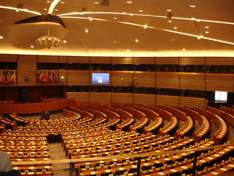 Três portugueses na Comissão de Agricultura do Parlamento Europeu